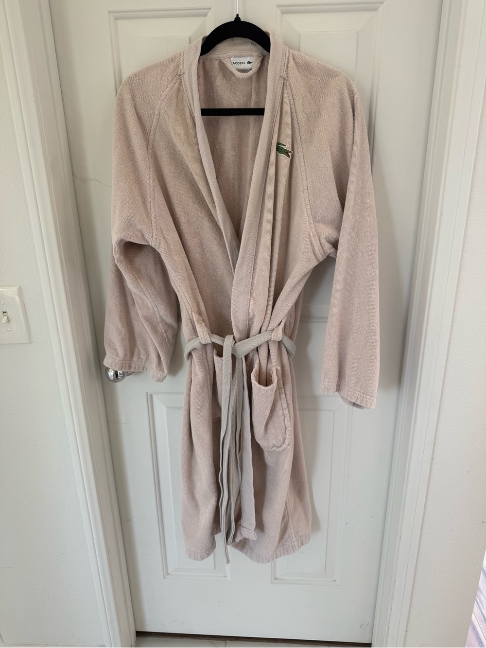 Lacoste Light grey/purple bathRobe towel